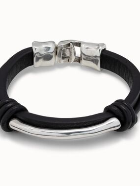 UNO de 50 Black Leather Bracelet with Silver Metal Bar